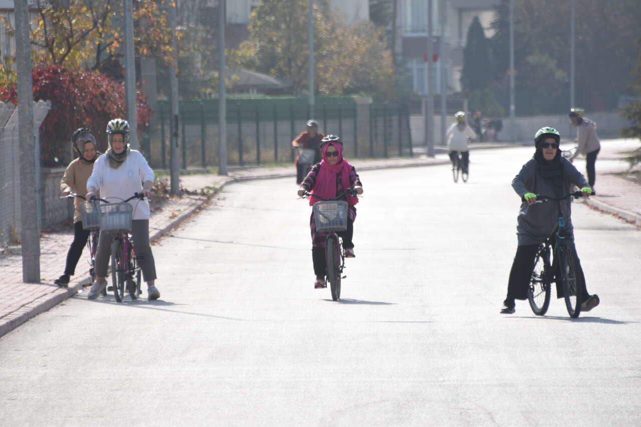 Türkiye’nin bisiklet şehri Konya’da kadınlara özgürlük getiren eğitim 9